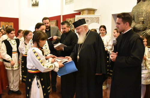 Premierea câştigătorilor la Concursul național catehetic, în Eparhia Clujului Poza 253914
