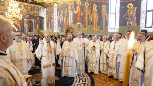 Biserica nouă din Sânpetru, județul Brașov, a fost târnosită Poza 254254