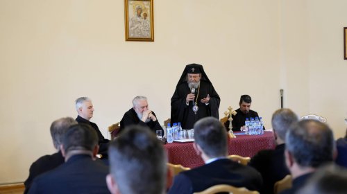 Conferință preoțească la Făgăraș, judeţul Braşov Poza 254461