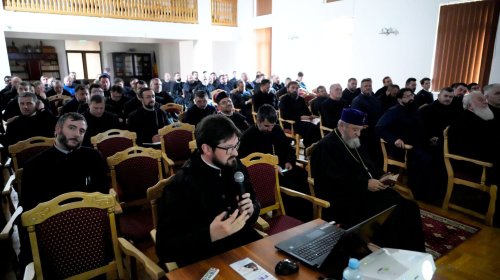 Conferință preoțească la Făgăraș, judeţul Braşov Poza 254466