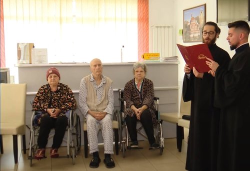 Moment muzical pentru pacienții Centrului „Sfântul Nectarie” din București Poza 254424
