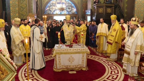 Episcopul Alexandriei și Teleormanului la ceas aniversar Poza 254546