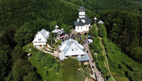 Hramul Mănăstirii Afteia, judeţul Alba Poza 254987