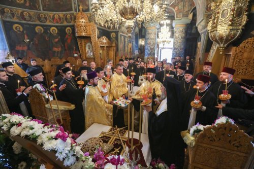 Episcopul Dionisie Romano, comemorat la Buzău Poza 255229