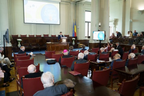 A evocat opere fundamentale ale literaturii şi culturii româneşti Poza 255602