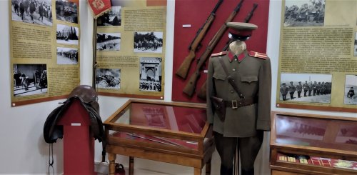 Pe urmele eroilor români la Muzeul Militar din Iaşi Poza 255280
