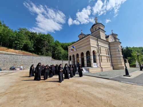 Sinaxa monahală în Eparhia Oradiei, la Mănăstirea Izbuc Poza 255373