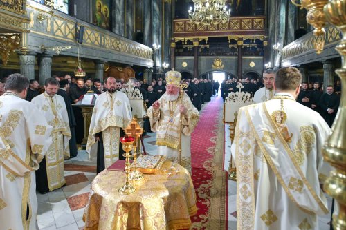 Clericii din Prahova s-au reunit la Palatul Patriarhiei Poza 256532