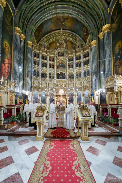 Clericii din Prahova s-au reunit la Palatul Patriarhiei Poza 256533