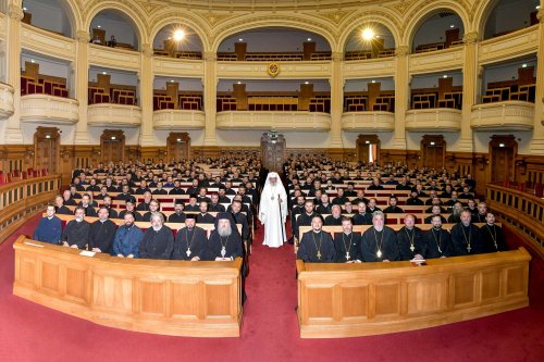 Clericii din Prahova s-au reunit la Palatul Patriarhiei Poza 256559