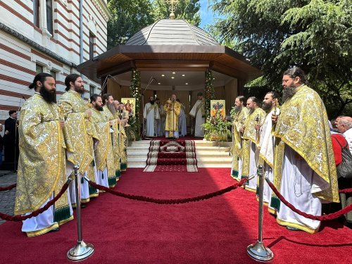 Mănăstirea Radu Vodă din București și-a sărbătorit hramul istoric Poza 256993