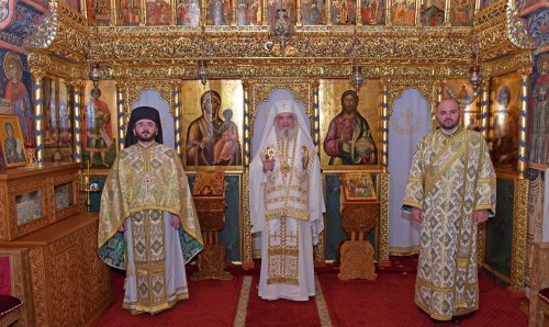 Praznicul Sfintei Treimi la Paraclisul istoric al Reședinței Patriarhale Poza 256991