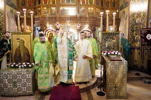 Sărbătoarea Cincizecimii în Arhiepiscopia Târgoviștei Poza 257429