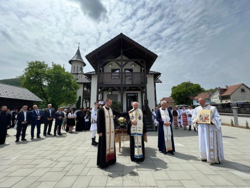 Binecuvântare arhierească la biserica din Feldru Poza 257553