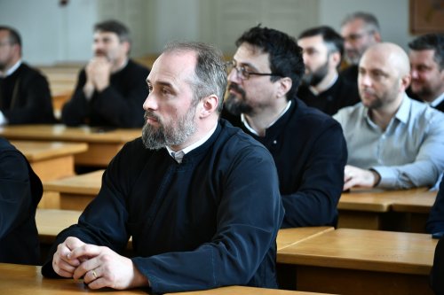 Revederea promoției 2003 a Facultății de Teologie Ortodoxă din București Poza 257684