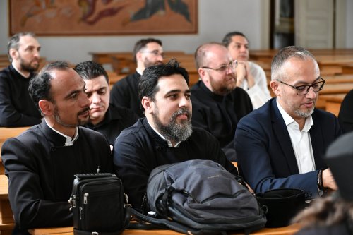 Revederea promoției 2003 a Facultății de Teologie Ortodoxă din București Poza 257698