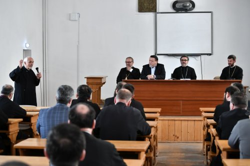 Revederea promoției 2003 a Facultății de Teologie Ortodoxă din București Poza 257702