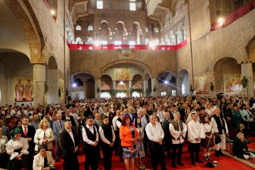 Sărbătoarea Sfintei Treimi în Maramureş Poza 257556