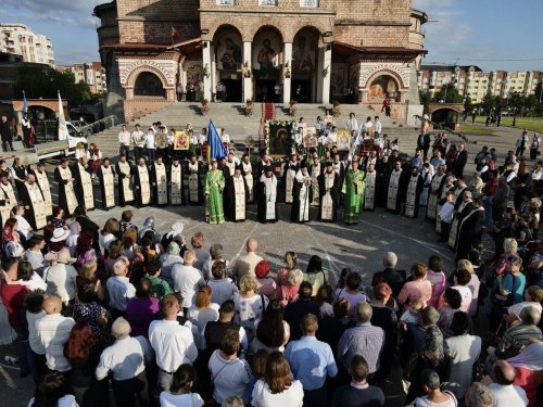 Sărbătoarea Sfintei Treimi în Maramureş Poza 257559