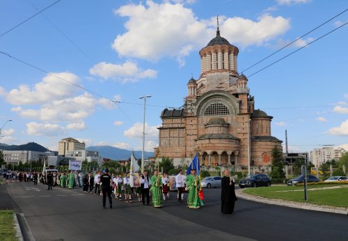 Sărbătoarea Sfintei Treimi în Maramureş Poza 257561