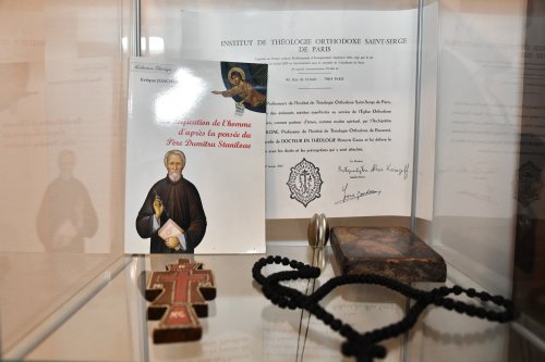 Vizită la muzeul dedicat părintelui Dumitru Stăniloae din Bucureşti Poza 257935