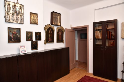 Vizită la muzeul dedicat părintelui Dumitru Stăniloae din Bucureşti Poza 257950