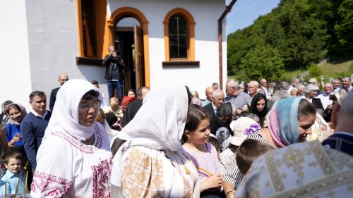 Binecuvântare pentru credincioșii din Teliu‑Vale, județul Brașov Poza 258256