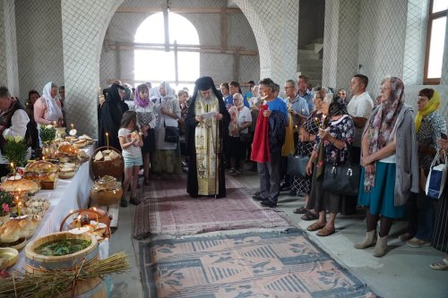 Rugăciune şi filantropie în prima duminică după Rusalii la Galați  Poza 258299