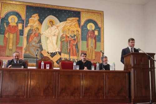 Simpozion dedicat celui mai mare teolog român la Craiova  Poza 258400