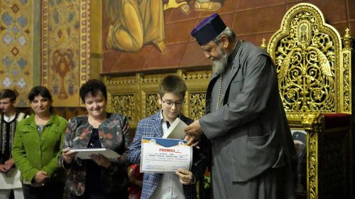 Premierea olimpicilor la religie din Arhiepiscopia Sibiului Poza 258614