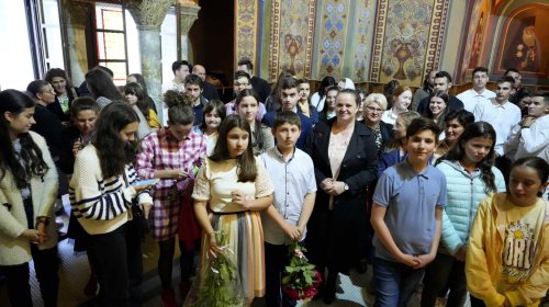 Premierea olimpicilor la religie din Arhiepiscopia Sibiului Poza 258616