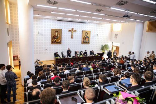 Încheierea anului școlar la Colegiul Ortodox din Cluj-Napoca Poza 258781