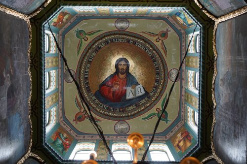 Sfântul Dionisie Erhan, prezent prin moaștele sale într‑o parohie din București Poza 258860