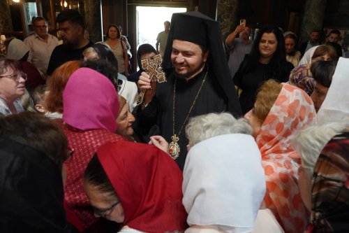 Sfântul Dionisie Erhan, prezent prin moaștele sale într‑o parohie din București Poza 258877