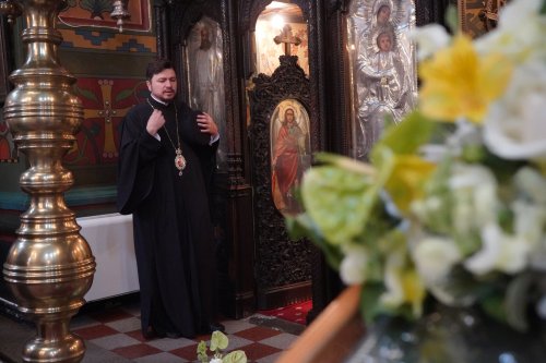 Sfântul Dionisie Erhan, prezent prin moaștele sale într‑o parohie din București Poza 258880