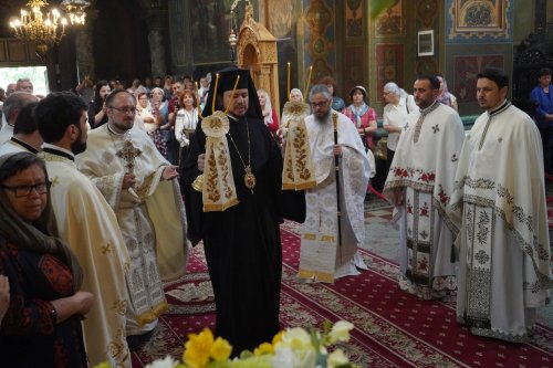 Sfântul Dionisie Erhan, prezent prin moaștele sale într‑o parohie din București Poza 258883