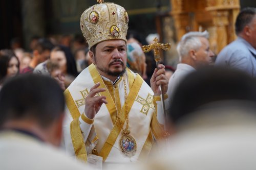 Sfântul Dionisie Erhan, prezent prin moaștele sale într‑o parohie din București Poza 258911