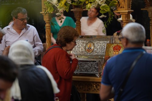 Sfântul Dionisie Erhan, prezent prin moaștele sale într‑o parohie din București Poza 258914