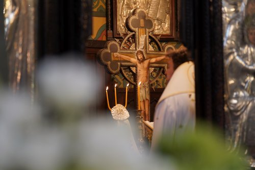 Sfântul Dionisie Erhan, prezent prin moaștele sale într‑o parohie din București Poza 258938