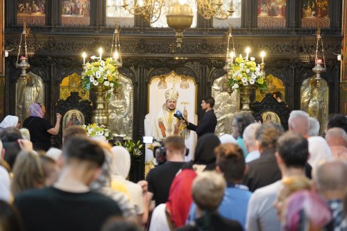 Sfântul Dionisie Erhan, prezent prin moaștele sale într‑o parohie din București Poza 258948