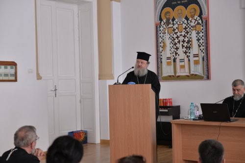 Omagierea preotului profesor Constantin Pătuleanu la 60 de ani de viață Poza 259122