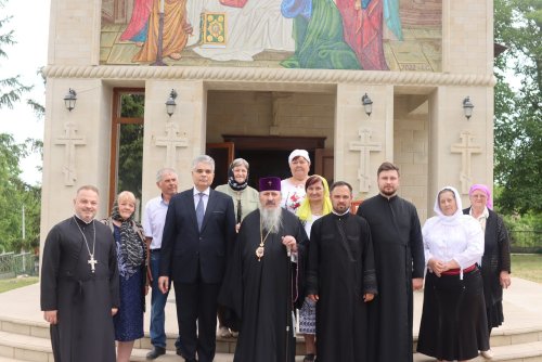 Prima Liturghie arhierească în biserica din Climăuți Poza 259034