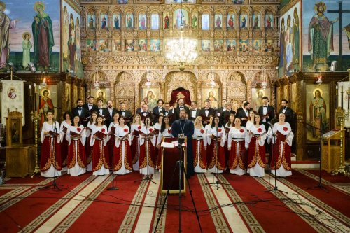 Corala „Nicolae Lungu” a concertat la Biserica „Sfântul Elefterie“-Nou Poza 259259