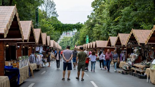 Festivalul Internațional de Folclor „Muzici și Tradiții în București“ Poza 259131