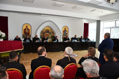 Înnoirea unei capele și întrunire a clericilor în Eparhia Caransebeșului Poza 259381