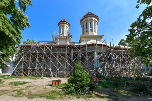 Sărbătorirea Sfântului Grigorie Dascălul la Mănăstirea Căldărușani Poza 259456