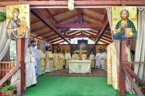 Sărbătorirea Sfântului Grigorie Dascălul la Mănăstirea Căldărușani Poza 259467