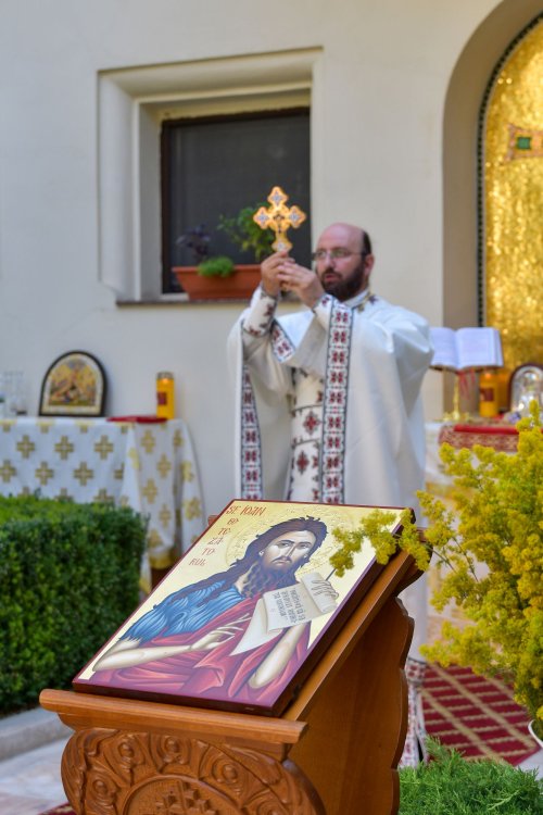 Botezătorul Ioan sărbătorit la Altarul de vară al Reședinței Patriarhale Poza 259711