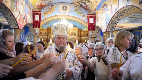 Biserica „Schimbarea la Față” din Codlea a fost târnosită Poza 259856