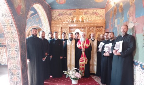 Hirotesii de duhovnici în Arhiepiscopia Craiovei Poza 259909